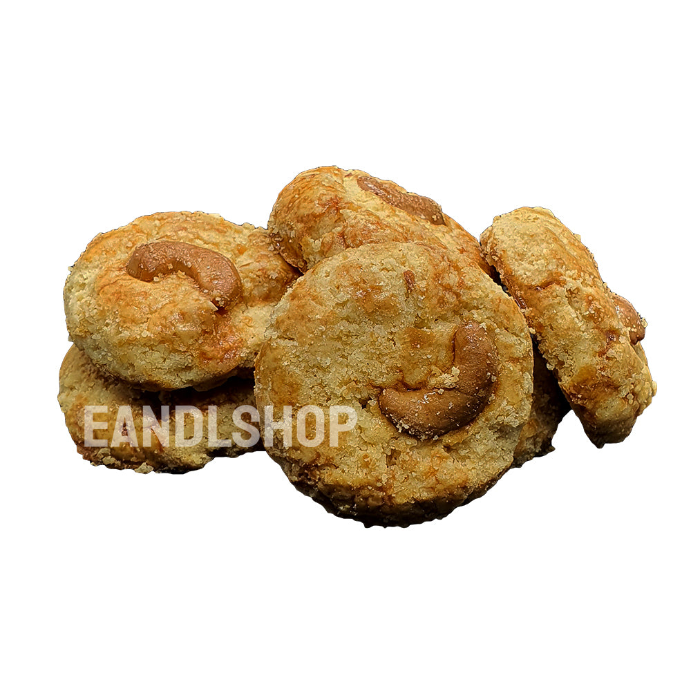 Cashew Nuts Cookies. Old-school biscuits, modern snacks (chips, crackers), cakes, gummies, plums, dried fruits, nuts, herbal tea – available at www.EANDLSHOP.com